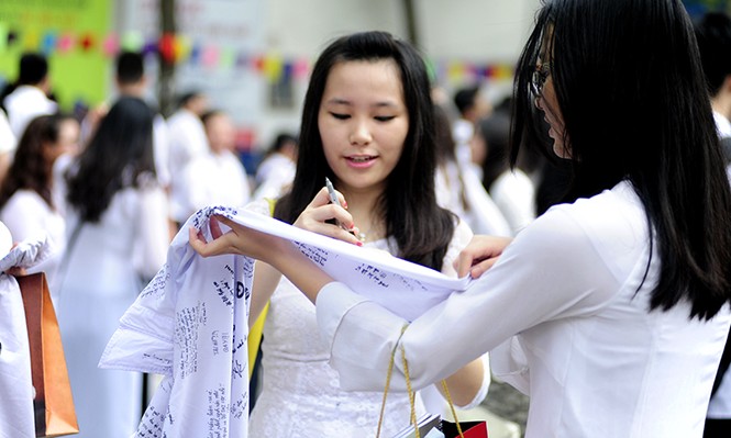 Teen Việt Đức lưu luyến chia tay thời áo trắng - ảnh 10