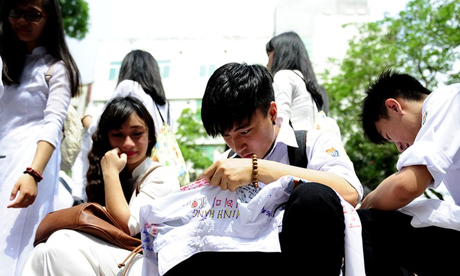 Teen Việt Đức lưu luyến chia tay thời áo trắng - ảnh 12