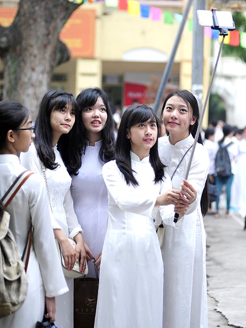 Teen Việt Đức lưu luyến chia tay thời áo trắng - ảnh 15