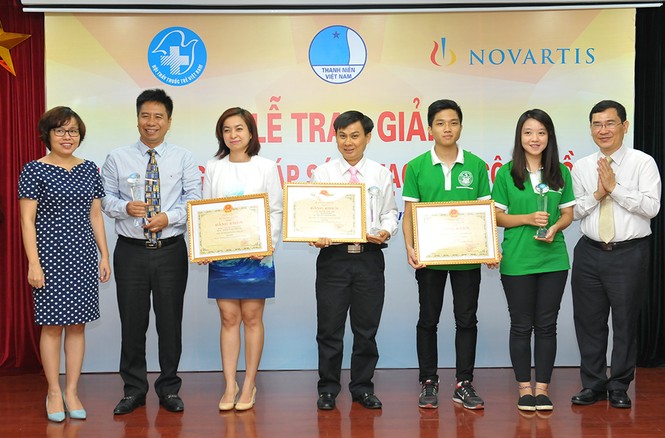 Trao giải thưởng cuộc thi Giải pháp sáng tạo y tế cộng đồng 2016 - ảnh 3