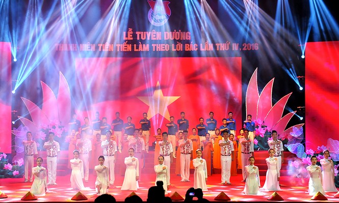 Bí thư T.Ư Đoàn Lê Quốc Phong: Xây dựng lớp thanh niên tiên tiến - ảnh 4