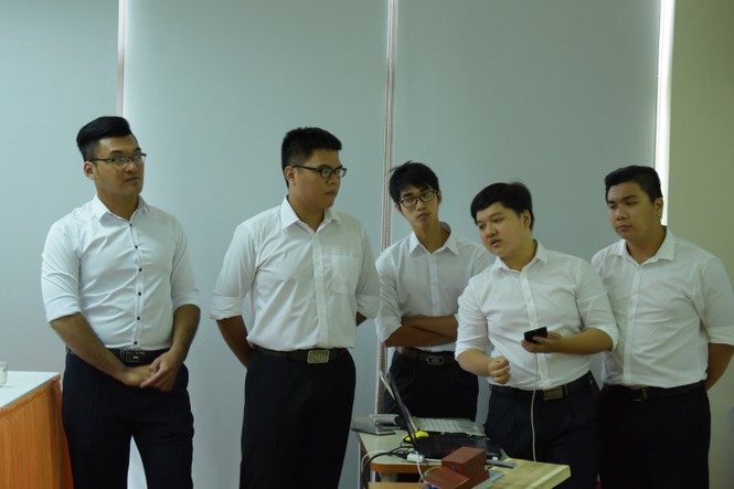 Sinh viên IT chế tạo khóa ‘thông minh’ - ảnh 1