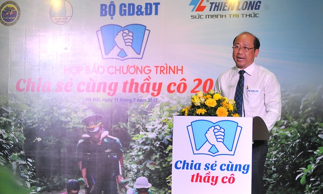 Tuyên dương 60 thầy giáo mang quân hàm xanh - ảnh 2