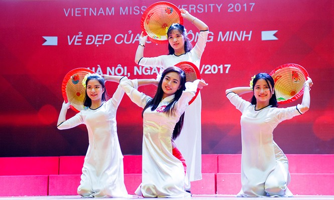 Nhan sắc các nữ sinh miền Bắc vào Chung kết Hoa khôi Sinh viên Việt Nam - ảnh 1