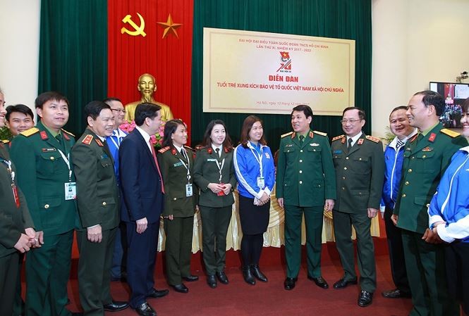 1000 đại biểu Đại hội Đoàn toàn quốc đối thoại với 'tư lệnh' 8 ngành - ảnh 3