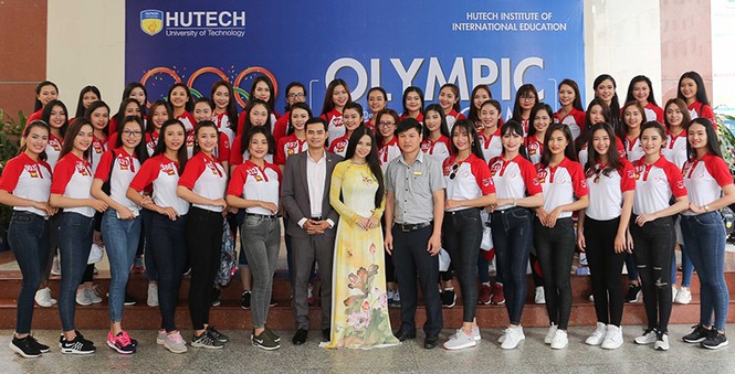 Thí sinh Hoa khôi Sinh viên Việt Nam 2017 giao lưu khởi nghiệp với doanh nhân trẻ - ảnh 1