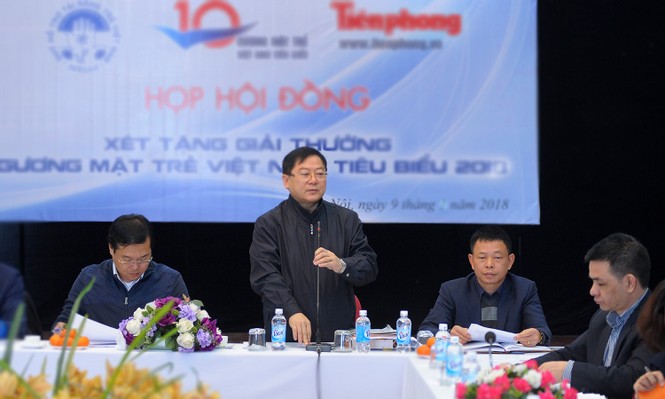 Họp xét chọn Giải thưởng Gương mặt trẻ Việt Nam tiêu biểu 2017 - ảnh 1