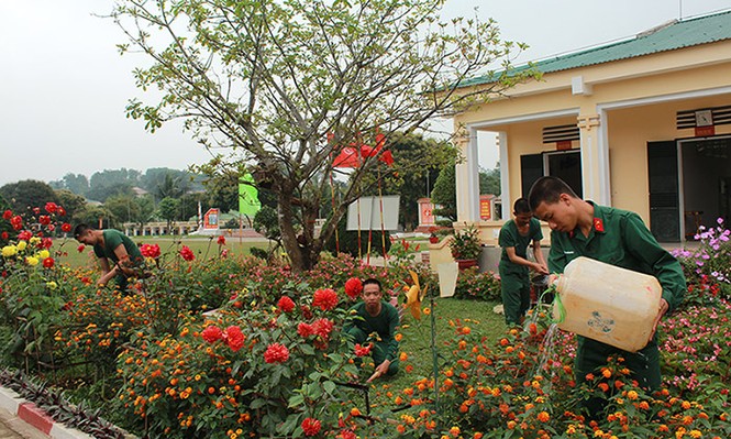 Tháng Thanh niên: Tuổi trẻ Sư đoàn 324 thực hiện nhiều công trình - ảnh 3