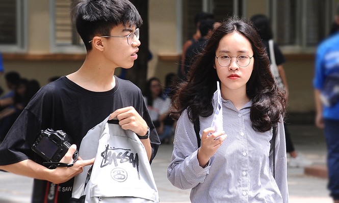 Nữ sinh mang nét Tây phương nổi bật giữa ngày hội tuyển sinh - ảnh 11