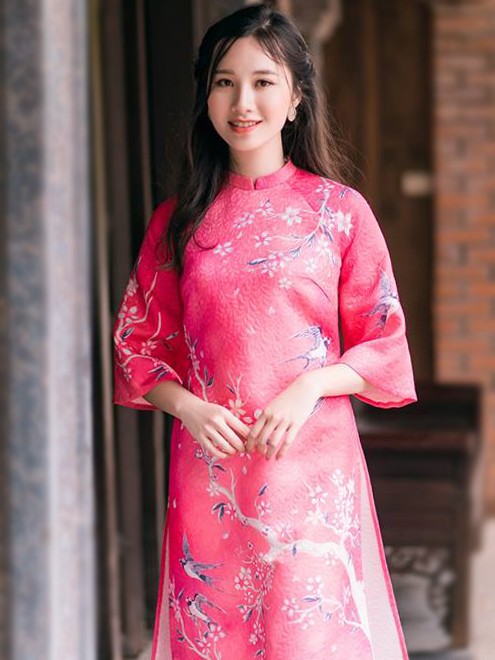 12 nữ sinh đẹp nhất Ngoại giao khoe sắc cố đô Hoa Lư - ảnh 11