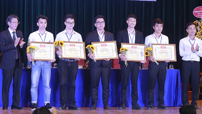 ĐH Hội Sinh viên Việt Nam trường ĐH Xây dựng nhiệm kỳ 2018 - 2020 - ảnh 1
