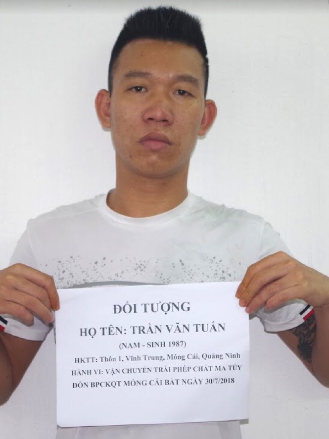 BĐBP Quảng Ninh bàn giao đối tượng vận chuyển 283 gói ma túy - ảnh 2