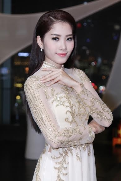 Hoa khôi Nam Em bất ngờ tuyên bố... làm ca sỹ - ảnh 2