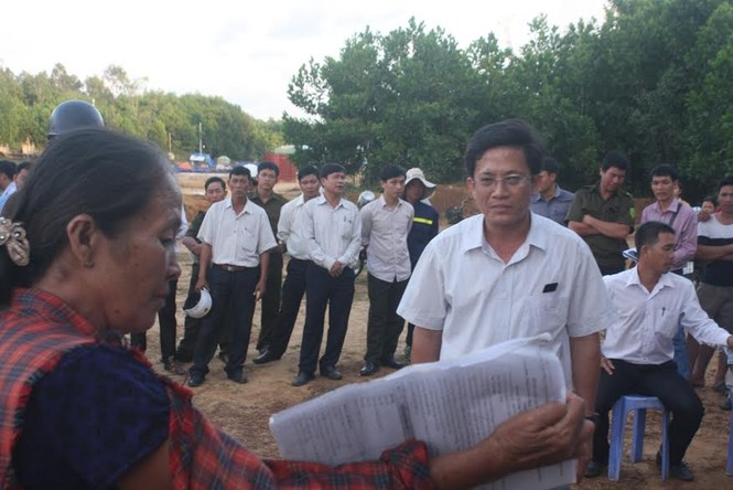 Mang quan tài phản đối giá đền bù cao tốc Đà Nẵng – Quảng Ngãi - ảnh 6