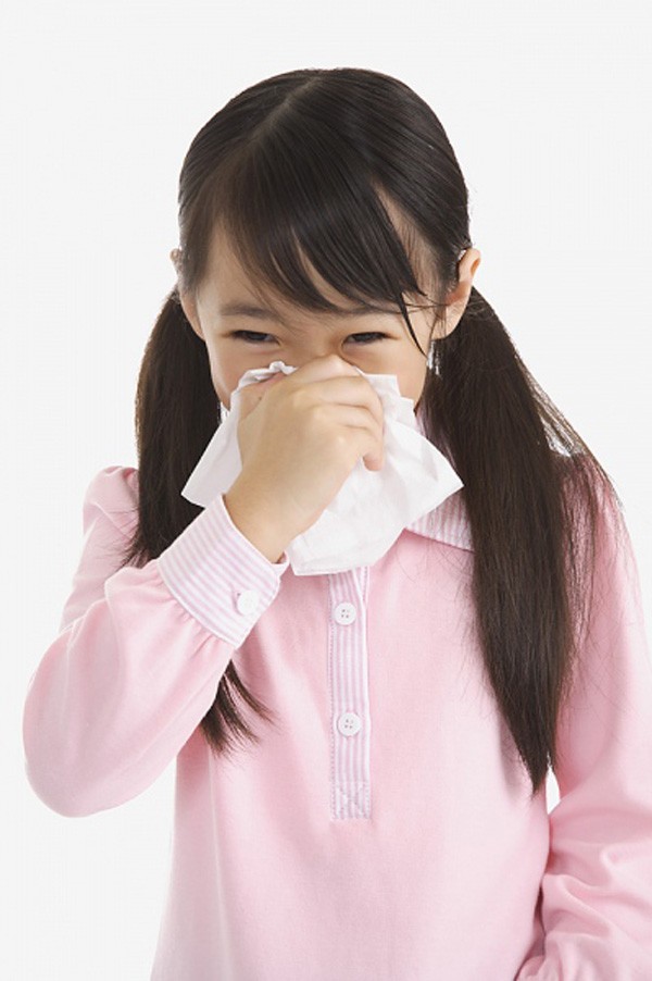 Ho do thay đổi thời tiết ở trẻ nhỏ - những điều cần biết - ảnh 1
