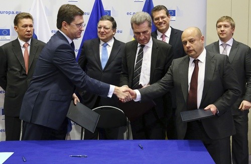 Nga, Ukraine đạt thỏa thuận khí đốt - ảnh 1