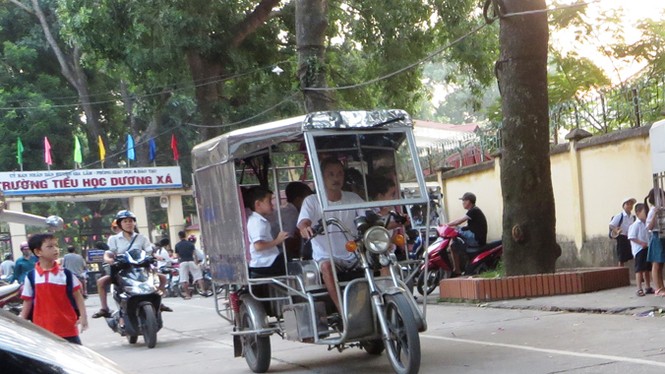 Ẩn họa xe tự chế chở học sinh - ảnh 1