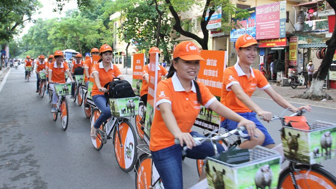 Ngộ nhận của kẻ lắm tiền - ảnh 2