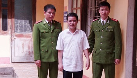 Bắt giữ đối tượng giả danh cán bộ Văn phòng Chính phủ - ảnh 1