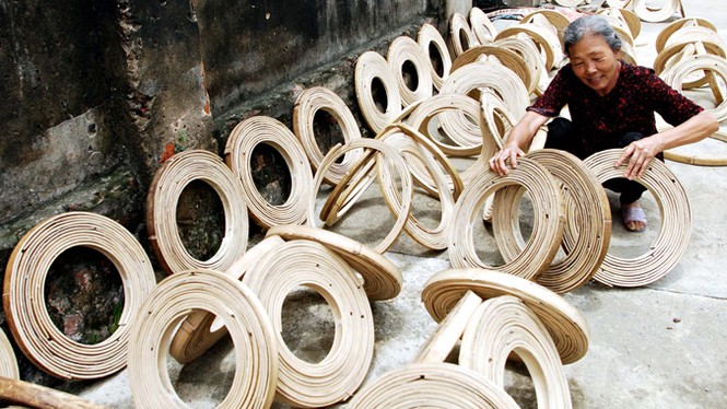 Làng làm lồng chim ngàn đô xuất khẩu - ảnh 1