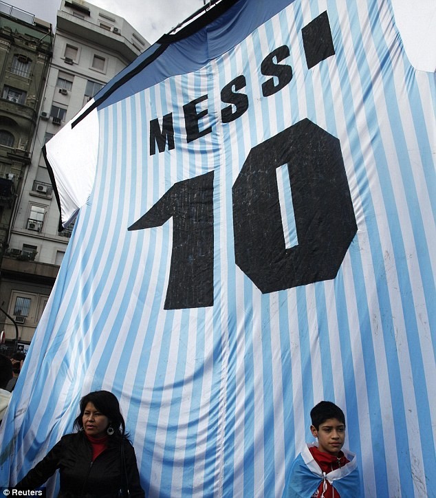 Messi được chào đón như người hùng ở Argentina - ảnh 4