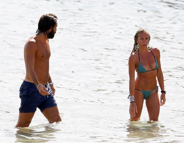 Pirlo say đắm bên ‘bồ già’ - ảnh 5