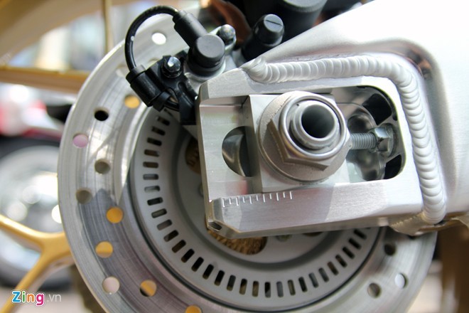 Siêu mô tô Honda CBR1000RR SP đầu tiên tại Việt Nam - ảnh 14