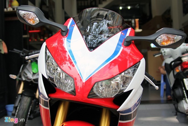 Siêu mô tô Honda CBR1000RR SP đầu tiên tại Việt Nam - ảnh 4
