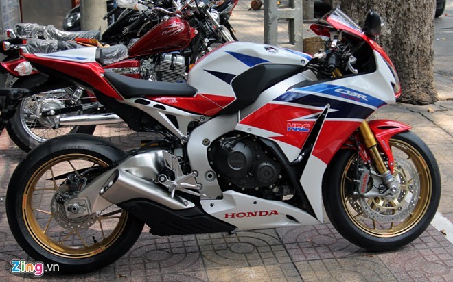 Siêu mô tô Honda CBR1000RR SP đầu tiên tại Việt Nam - ảnh 5