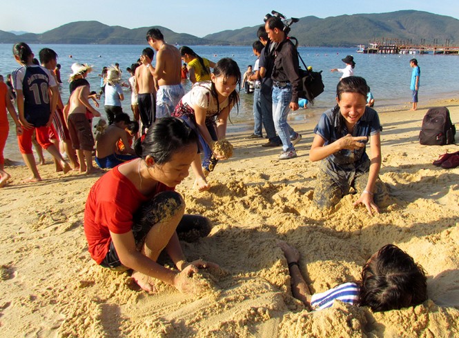 Ngày hội trẻ em khuyết tật 2014 - ảnh 5