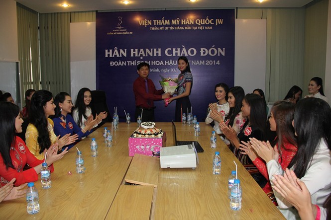 Thí sinh Hoa hậu tham quan phòng Spa-Skincare - ảnh 2