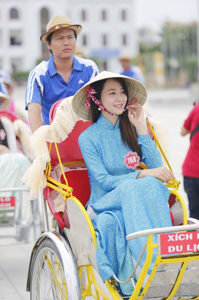 Xích lô, tôi xinh giữa phố vui - ảnh 6