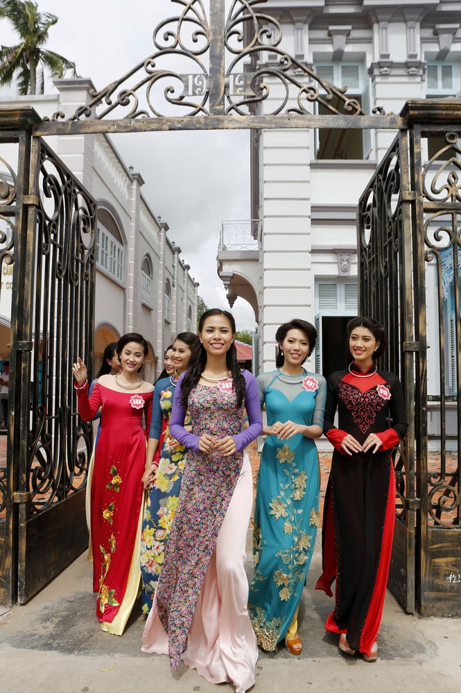Thướt tha áo dài thăm nhà Công tử Bạc Liêu - ảnh 3