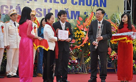 Nguyện vọng của tân giáo sư trẻ nhất Việt Nam - ảnh 1