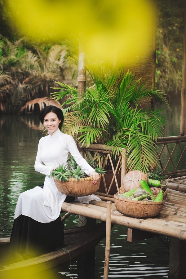 Trà Giang đẹp dịu dàng bên mẹ ngày cận tết - ảnh 5