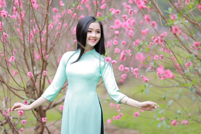 12 gương mặt xuất sắc nhất Nữ sinh Việt Nam ấn tượng 2015 - ảnh 3