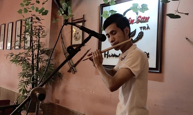 Chàng “mục đồng” đam mê sáo trúc - ảnh 1