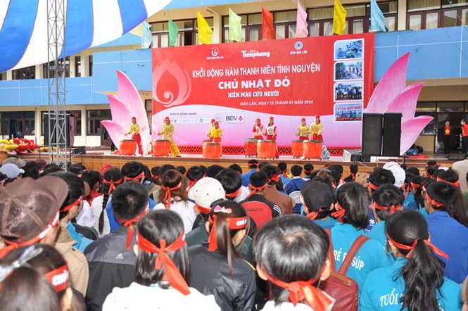 Đắk Lắk: Hàng nghìn người tham gia Chủ Nhật Đỏ - ảnh 6