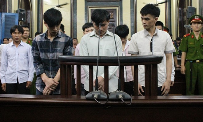 Kẻ cầm đầu băng chặt tay cướp SH xin tha tội chết - ảnh 1