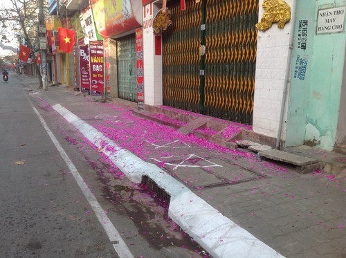Xác pháo đỏ đường Hà Nam, Nam Định - ảnh 3