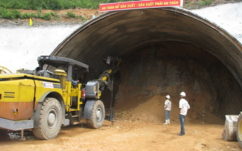 Bộ trưởng Thăng muốn 'đuổi' chủ đầu tư 'tay không bắt giặc' - ảnh 2