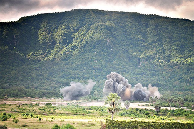 Su 30, pháo phòng không Việt Nam công kích mục tiêu - ảnh 4