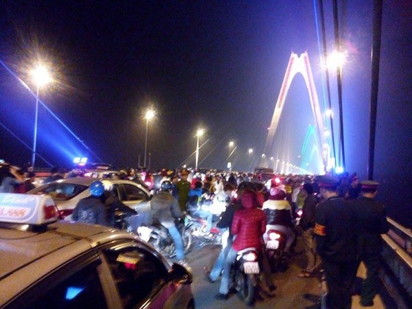 Tết Việt Online: Khắp nơi tưng bừng đón năm mới - ảnh 23