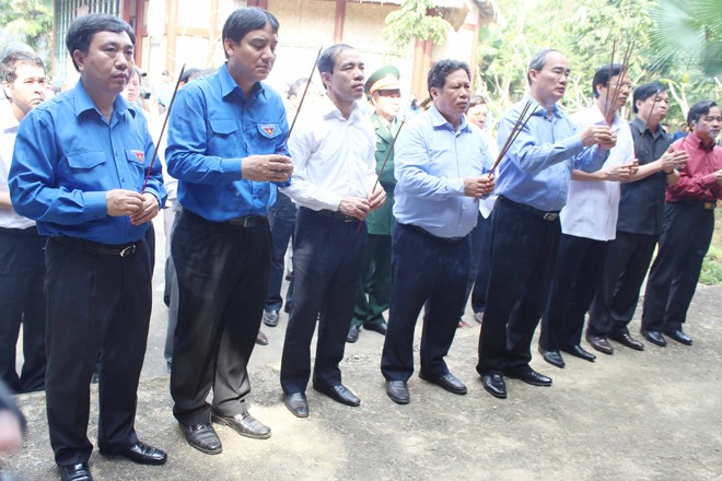 Lễ khởi động Tháng thanh niên và Tết trồng cây năm 2015 - ảnh 7