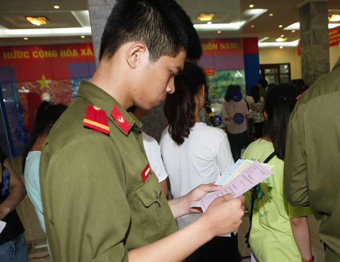 Cả nước đã có gần 96% cử tri đi bầu cử - ảnh 16