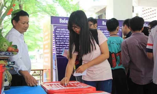 Cả nước đã có gần 96% cử tri đi bầu cử - ảnh 12