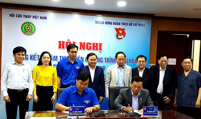 Tăng cường giáo dục truyền thống cách mạng cho người trẻ - ảnh 1