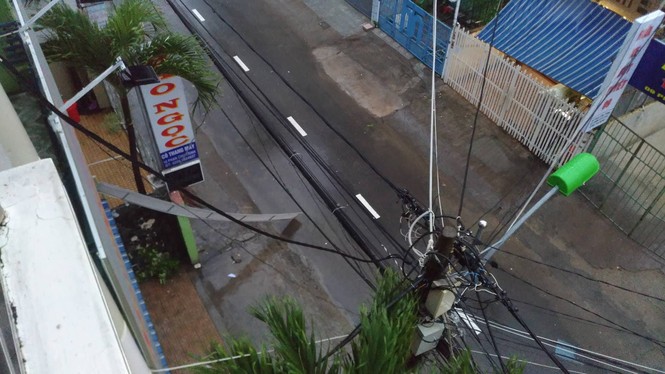 Bão Damrey ngày càng mạnh, áp sát Bình Định - Phú Yên - ảnh 84
