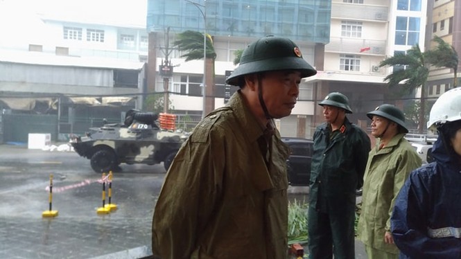 Bão Damrey ngày càng mạnh, áp sát Bình Định - Phú Yên - ảnh 65