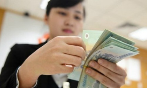 Lương nhân viên ngân hàng bình quân 10-30 triệu mỗi tháng - ảnh 1
